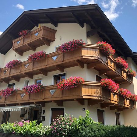 Gaestehaus Neuhauser Zell am Ziller Kültér fotó