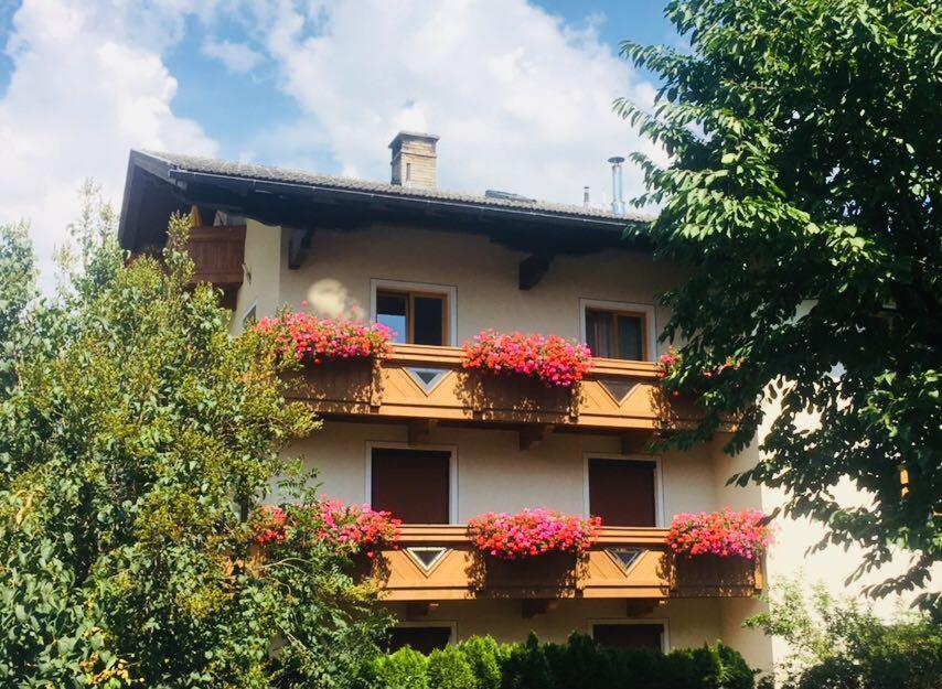 Gaestehaus Neuhauser Zell am Ziller Kültér fotó