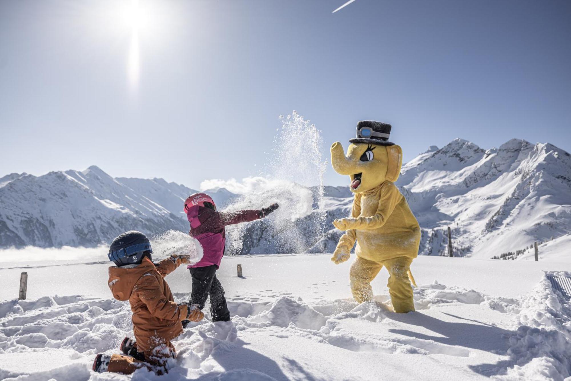 Gaestehaus Neuhauser Zell am Ziller Kültér fotó